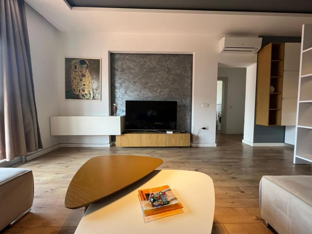 Apartamento Kreilux Valona Vlorë Exterior foto