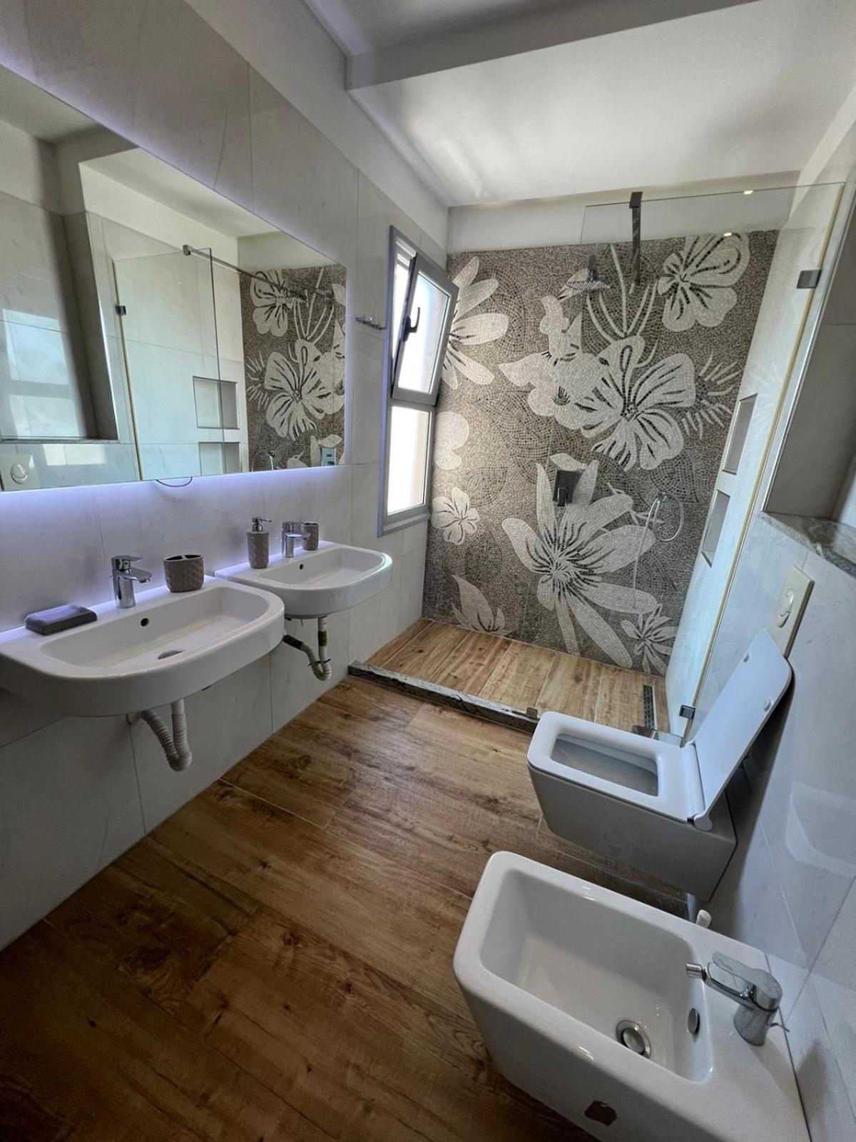 Apartamento Kreilux Valona Vlorë Exterior foto
